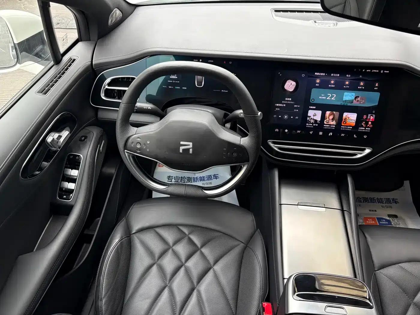 Feifan R7 2023 Rear-Wheel Drive Screen Dominator Edition — миниатюра 14