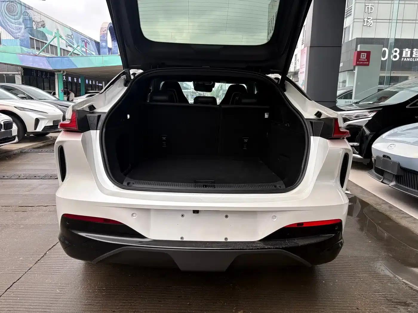 Feifan R7 2023 Rear-Wheel Drive Screen Dominator Edition — миниатюра 7