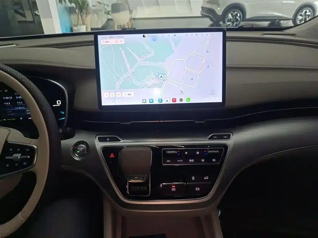 Roewe iMAX8 New Energy 2025 1.5T DMH Luxury Edition — миниатюра 13