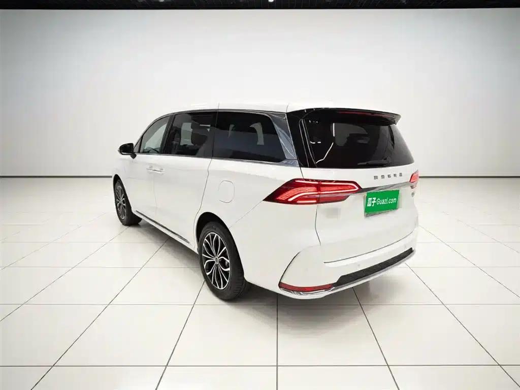 Roewe iMAX8 New Energy 2025 1.5T DMH Luxury Edition — миниатюра 5