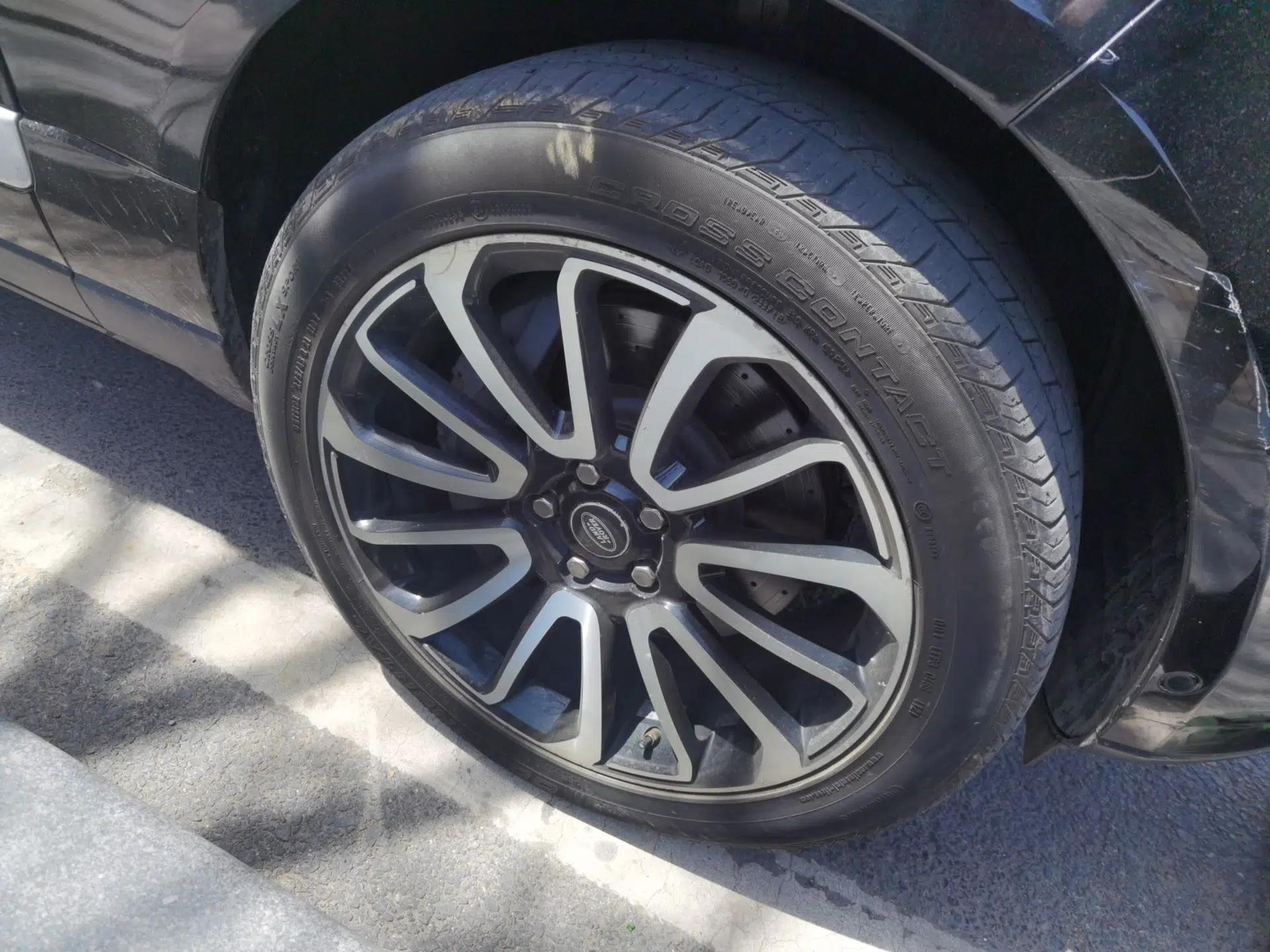Land Rover Range Vogue 2013 5.0 V8 SC Vogue SE — миниатюра 8