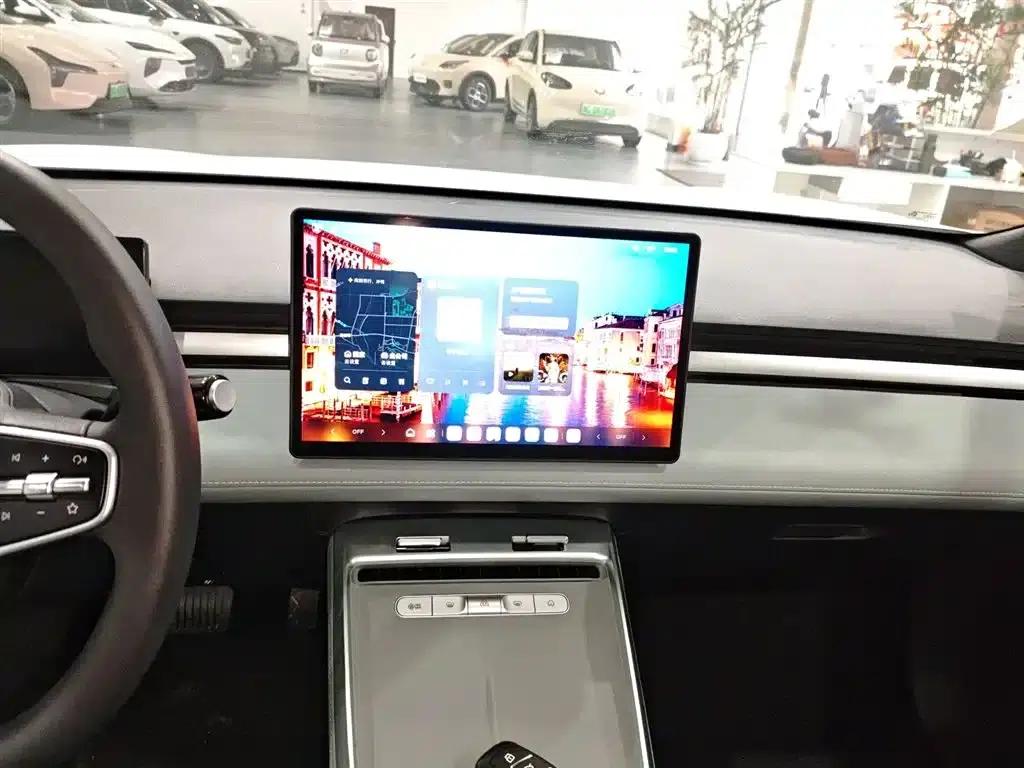 Roewe D6 2025 450km Premium Edition — миниатюра 13