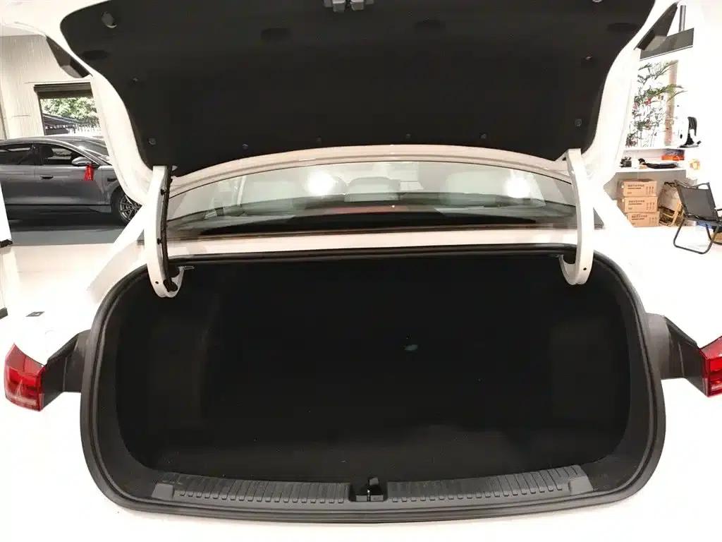 Roewe D6 2025 450km Premium Edition — миниатюра 19