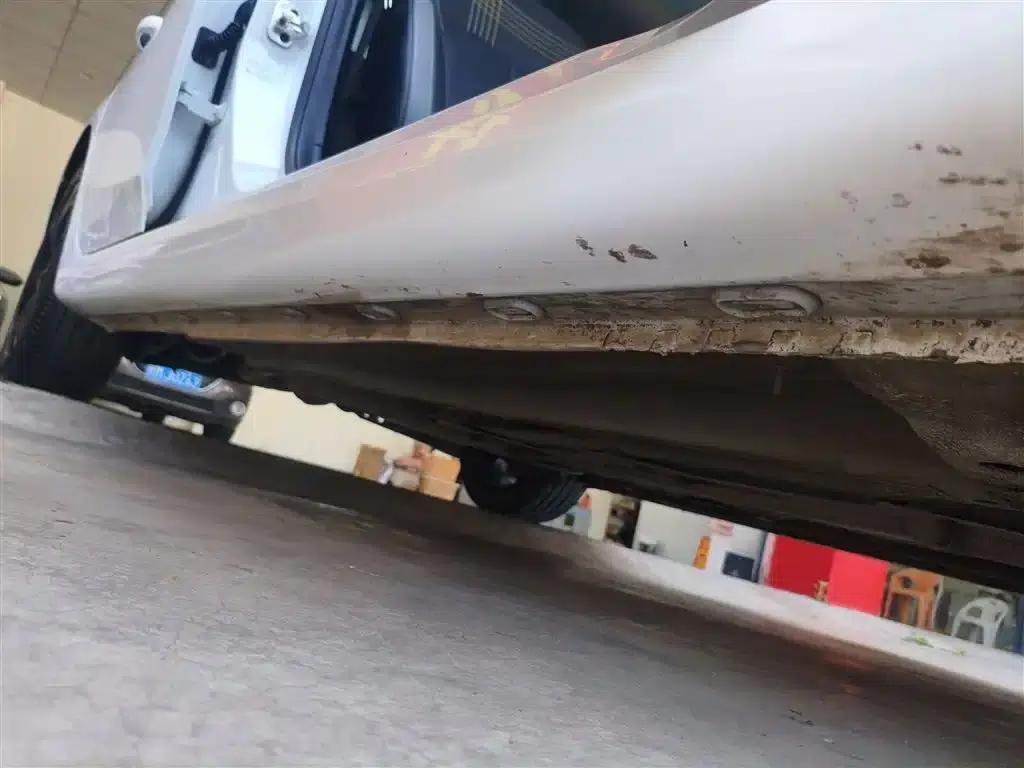 Roewe i6 MAX 2020 300TGI Automatic Cool Panoramic Sunroof Edition — миниатюра 21