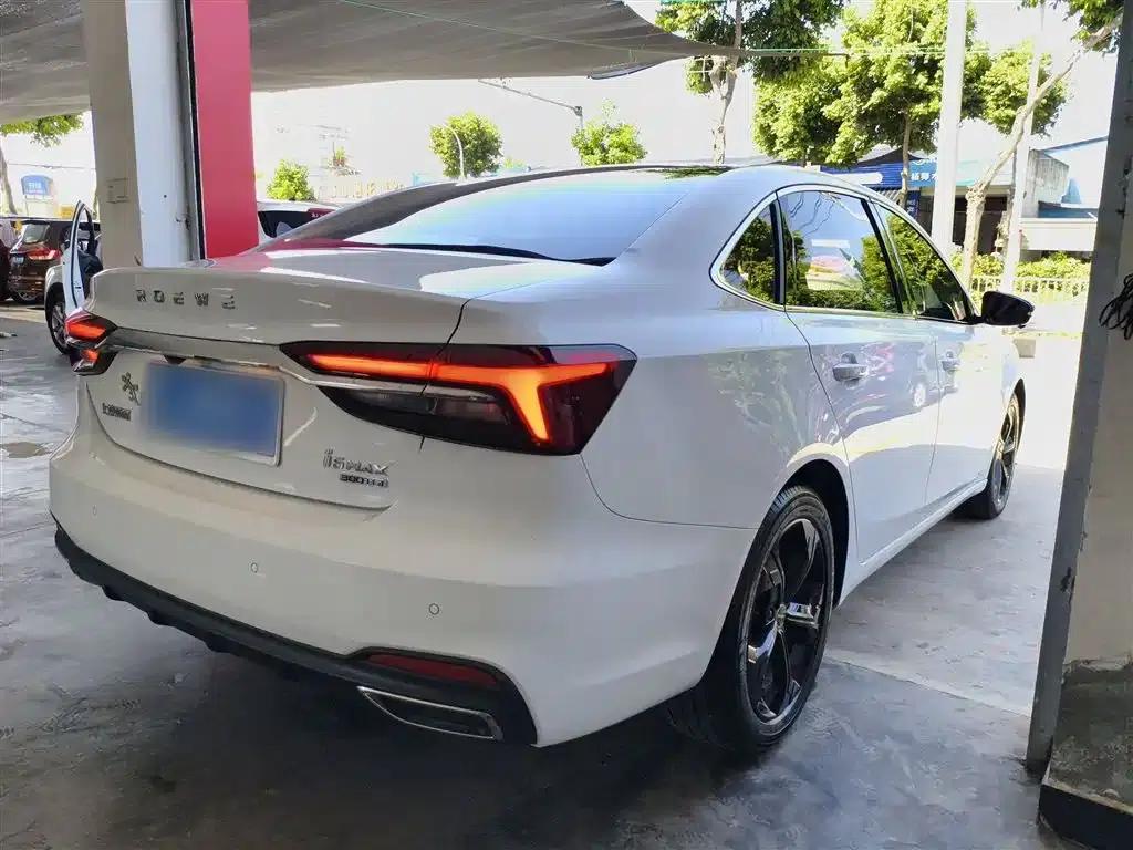 Roewe i6 MAX 2020 300TGI Automatic Cool Panoramic Sunroof Edition — миниатюра 7
