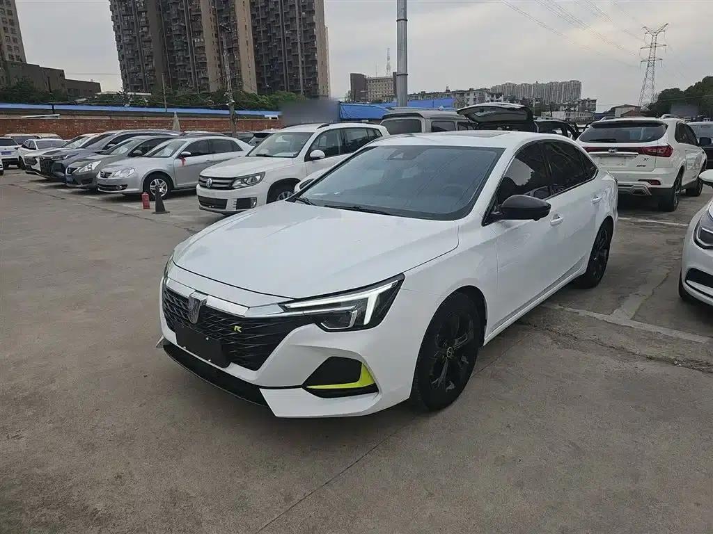 Roewe i6 MAX 2020 300TGI Automatic Cool and Intelligent Driving Edition — миниатюра 1