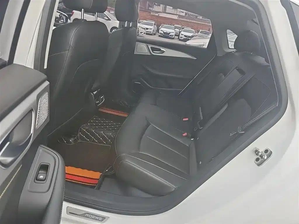Roewe i6 MAX 2020 300TGI Automatic Cool and Intelligent Driving Edition — миниатюра 17