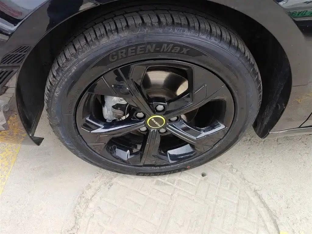 Roewe i6 MAX 2020 300TGI Automatic Cool Edition — миниатюра 25