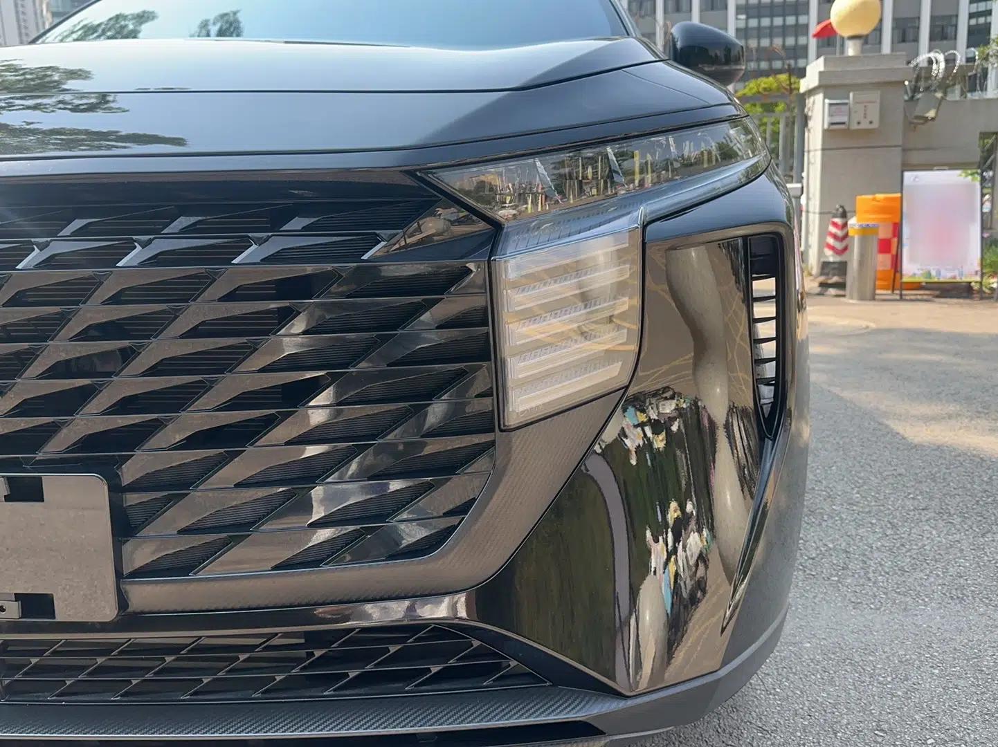 Venucia V 2022 260T Black Horse Edition · Idol — миниатюра 5