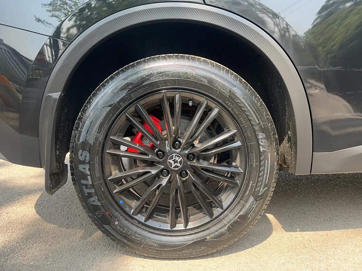Venucia V 2022 260T Black Horse Edition · Idol — миниатюра 10