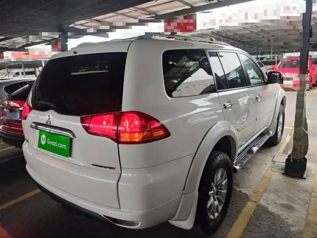 2013 Pajero Sport 3.0L Automatic 4WD Flagship Edition — миниатюра 5