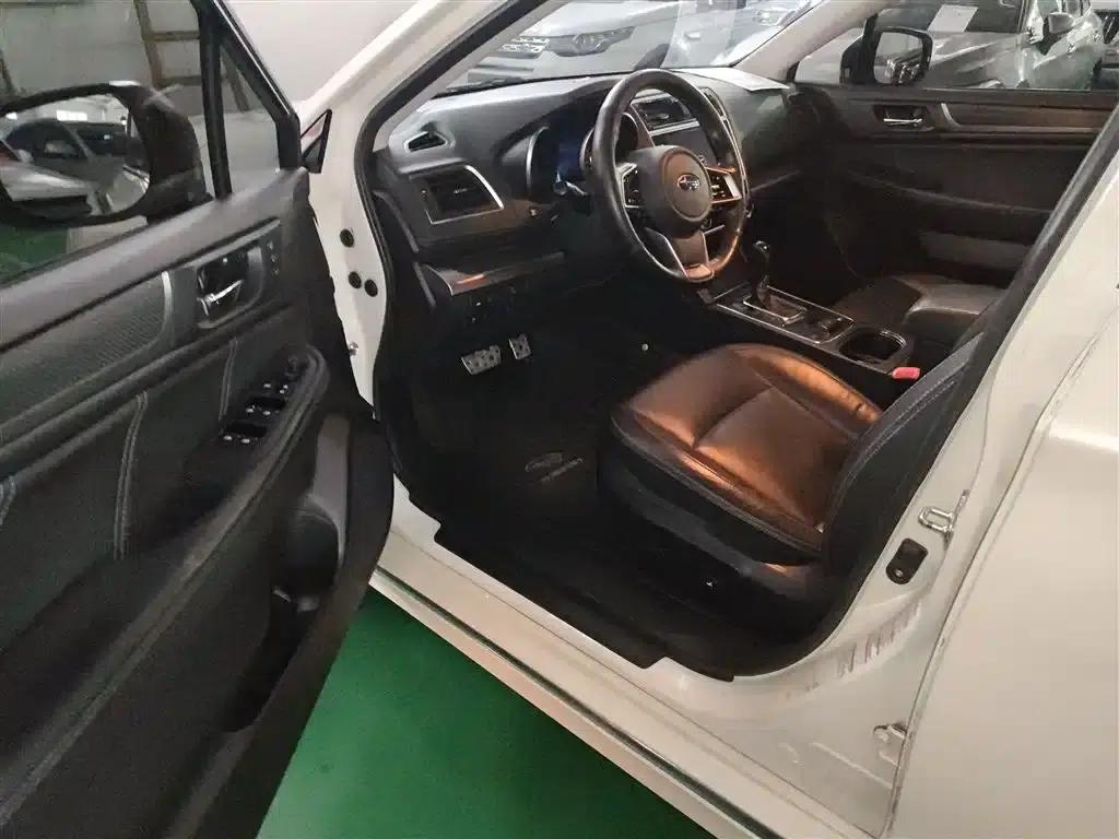 Legacy 2018 2.5i AWD Glory Edition EyeSight — миниатюра 12