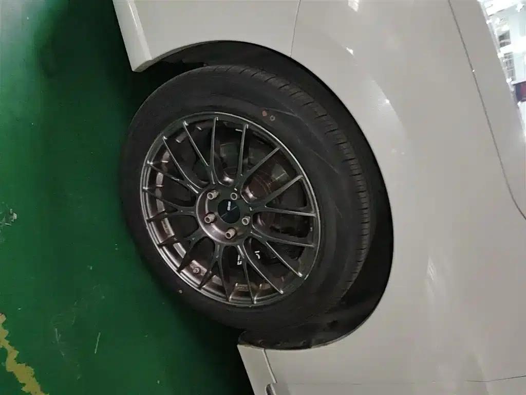 Legacy 2018 2.5i AWD Glory Edition EyeSight — миниатюра 25