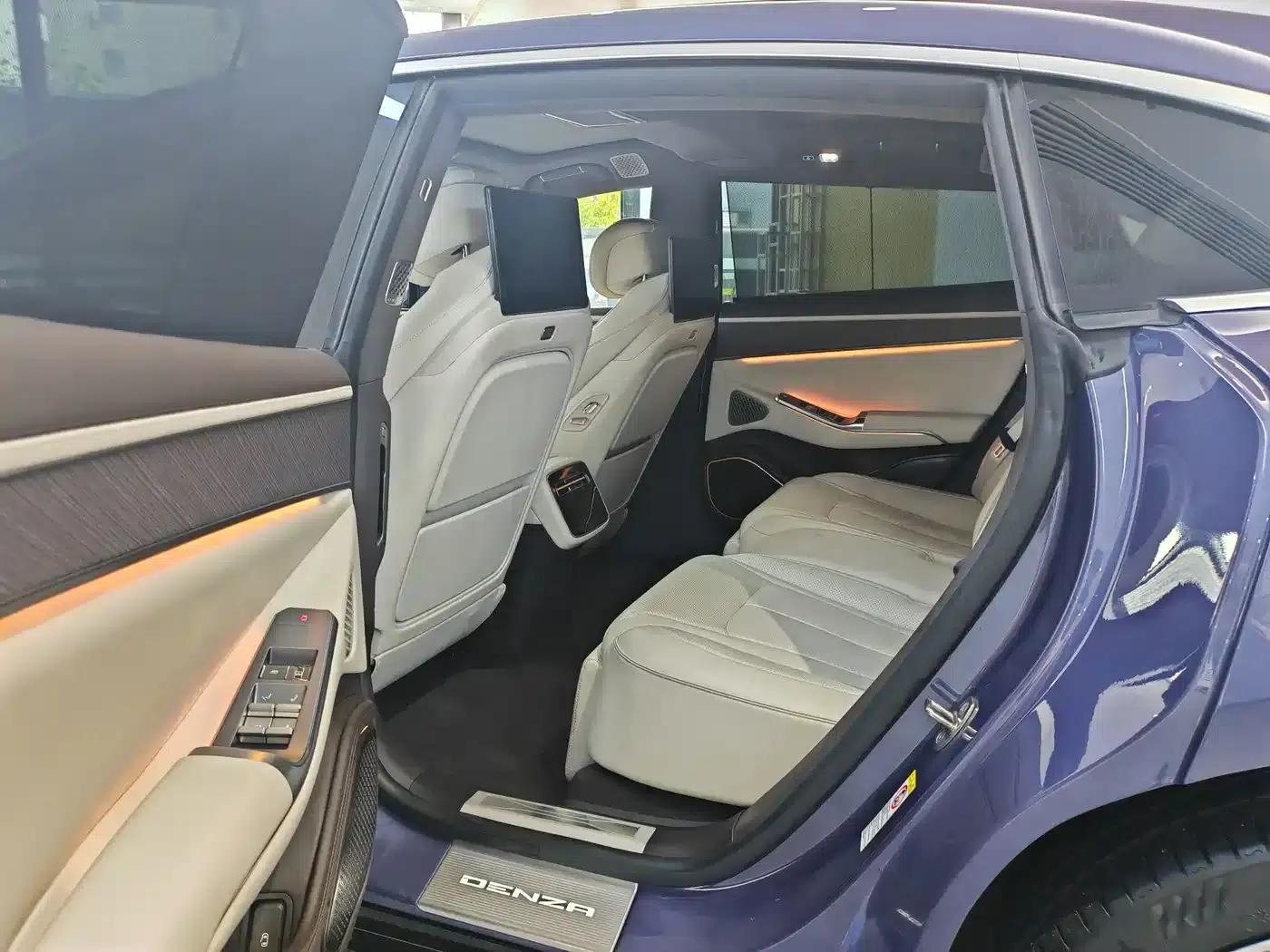 Denza Z9 2024 Model, 1100km Range, 4WD Ultra Edition — миниатюра 11
