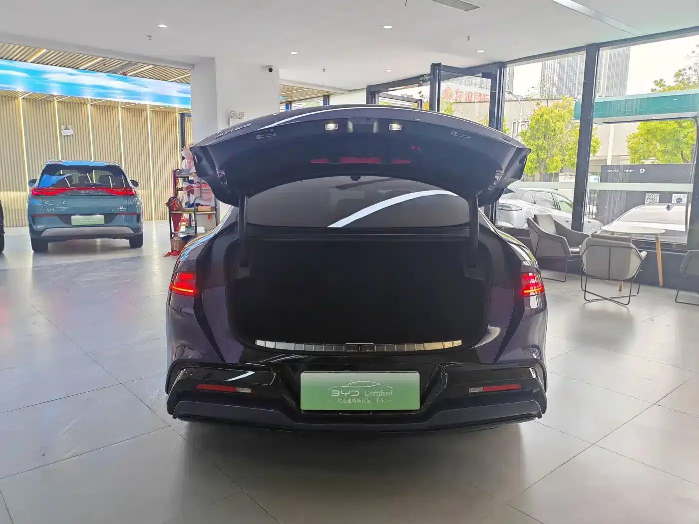 Denza Z9 2024 Model, 1100km Range, 4WD Ultra Edition — миниатюра 6