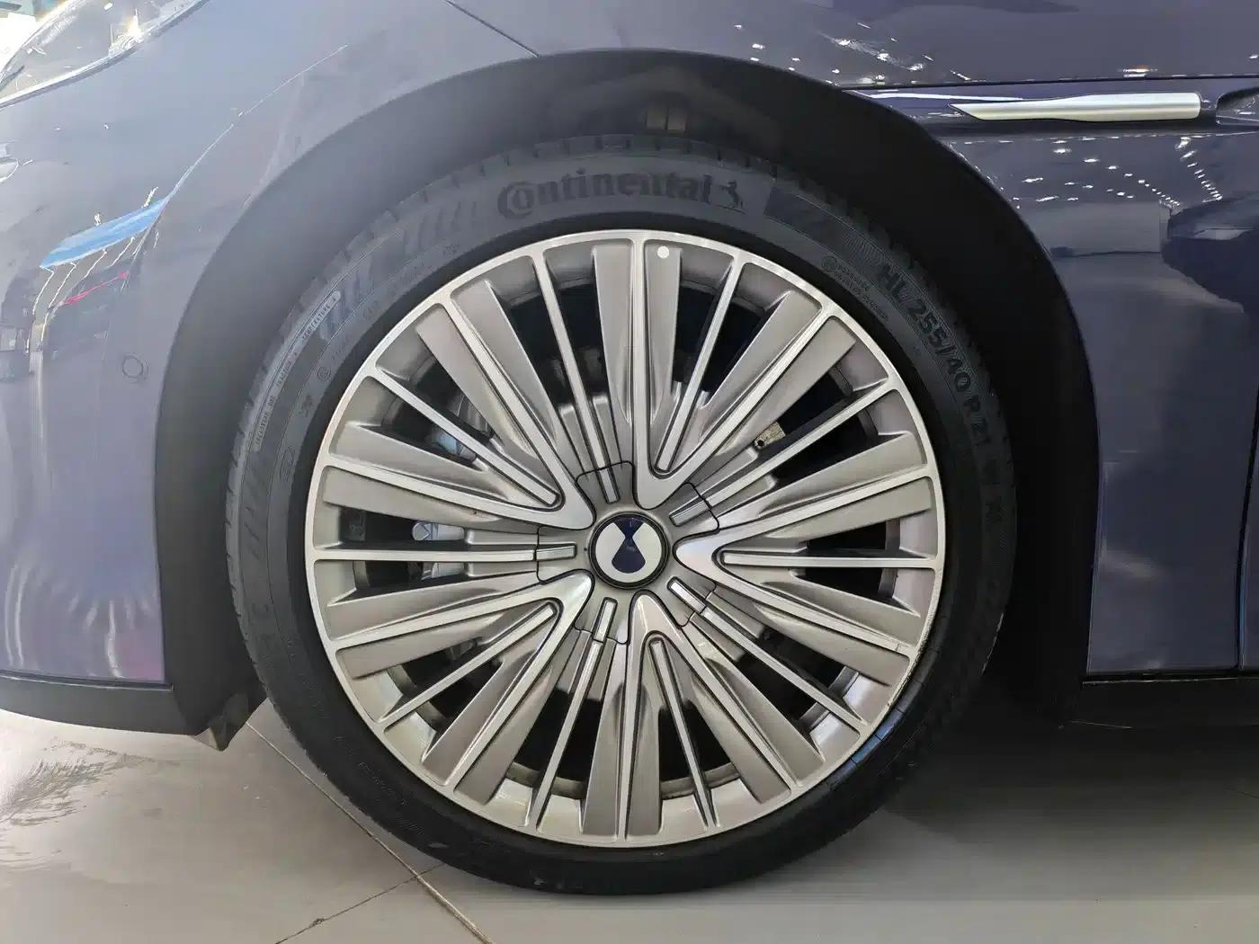 Denza Z9 2024 Model, 1100km Range, 4WD Ultra Edition — миниатюра 8
