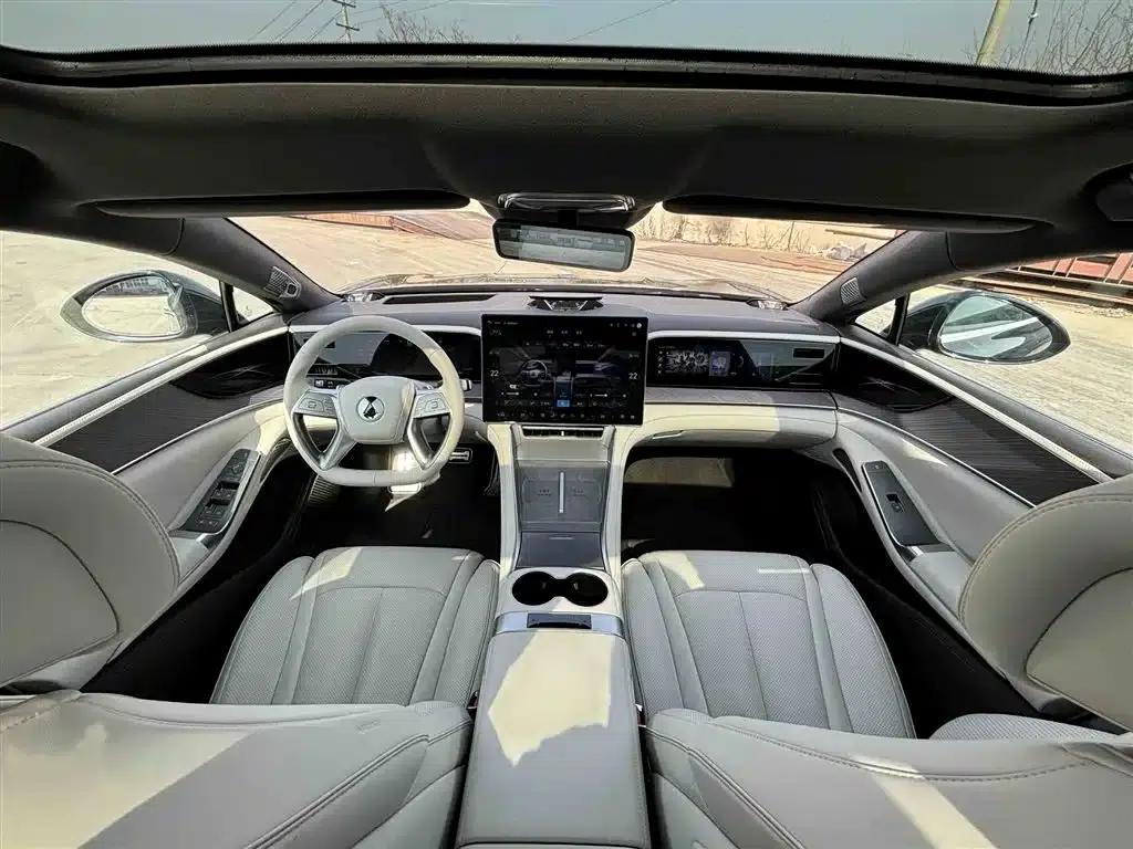 Denza Z9 2024 Model 1100km AWD Max Edition — миниатюра 12
