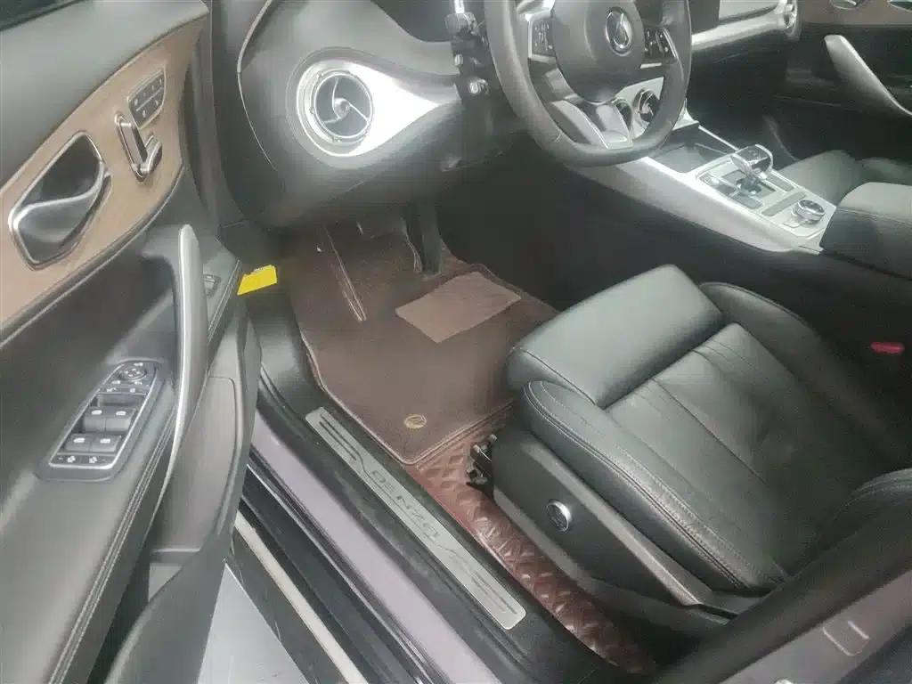Denza X 2020 PHEV Flagship Edition — миниатюра 12