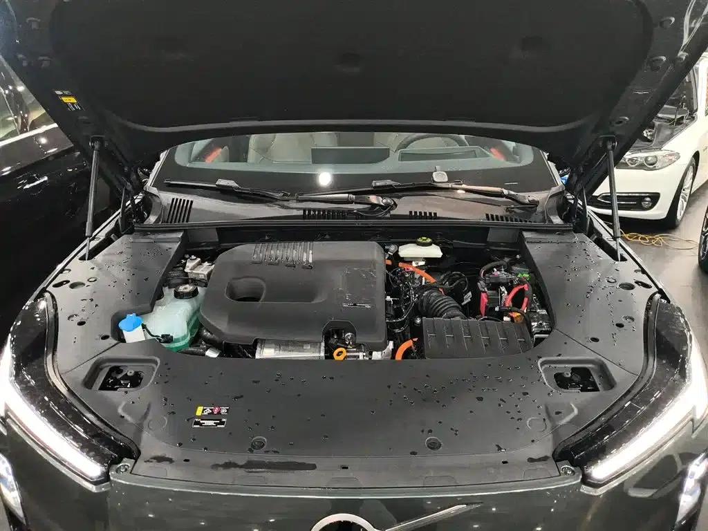 2026 Volvo XC70 Plug-in Hybrid, All-Wheel Drive, Ultra Range — миниатюра 11