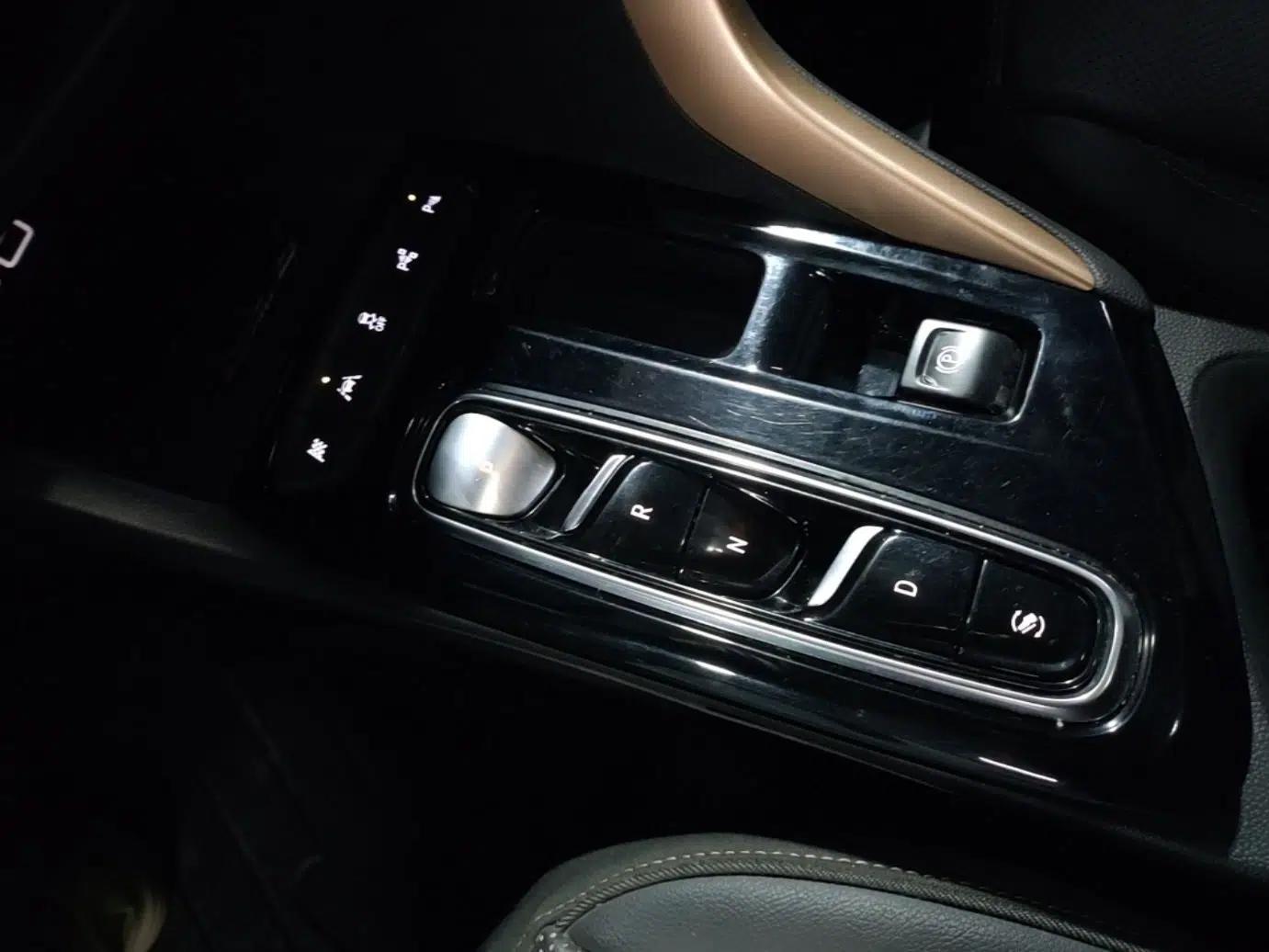 Buick Velite 7 2020 652E Connected Smart Car — миниатюра 17