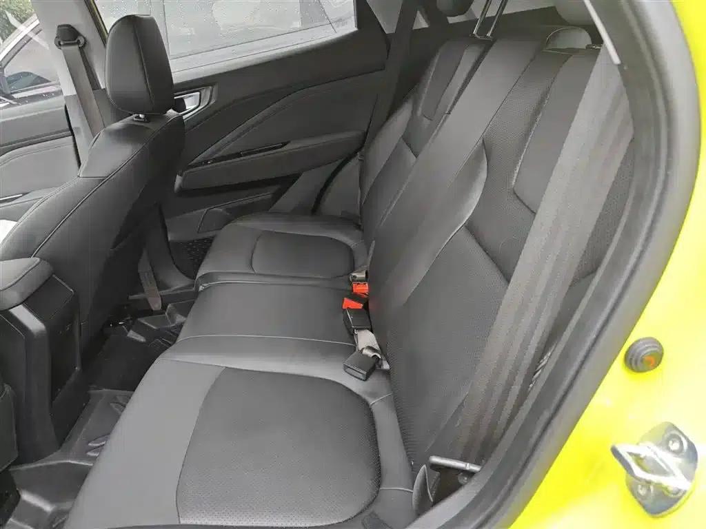 Wuling Xingchi 2022 1.5L CVT Enjoy Edition — миниатюра 17