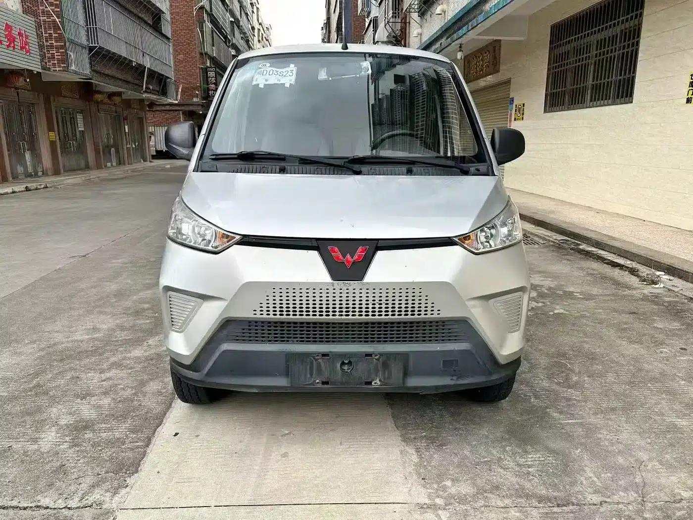 Wuling EV50 2020 Pure Electric Van with Penghui Heated Battery — миниатюра 1