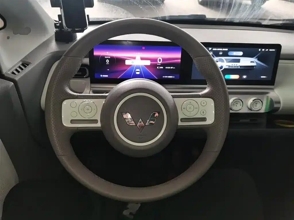 Wuling Air ev Clear Sky 2023 Model, Four-Seat - Advanced Edition — миниатюра 11