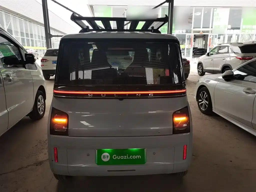 Wuling Air ev Clear Sky 2023 Model, Four-Seat - Advanced Edition — миниатюра 6