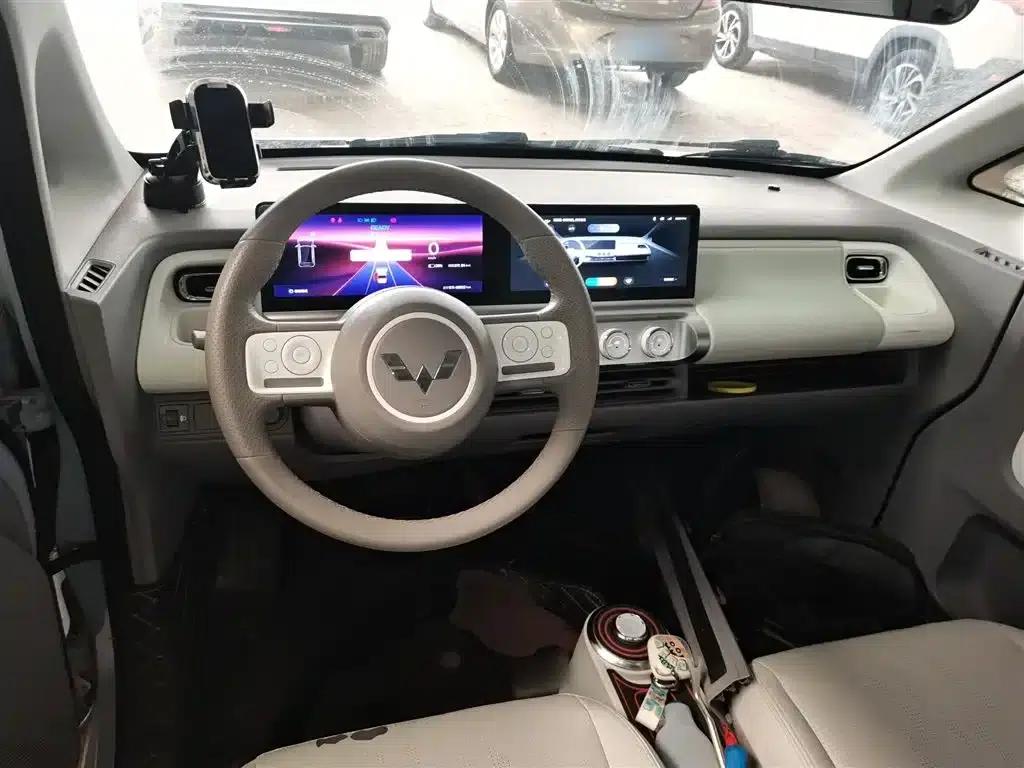 Wuling Air ev Clear Sky 2023 Model, Four-Seat - Advanced Edition — миниатюра 10