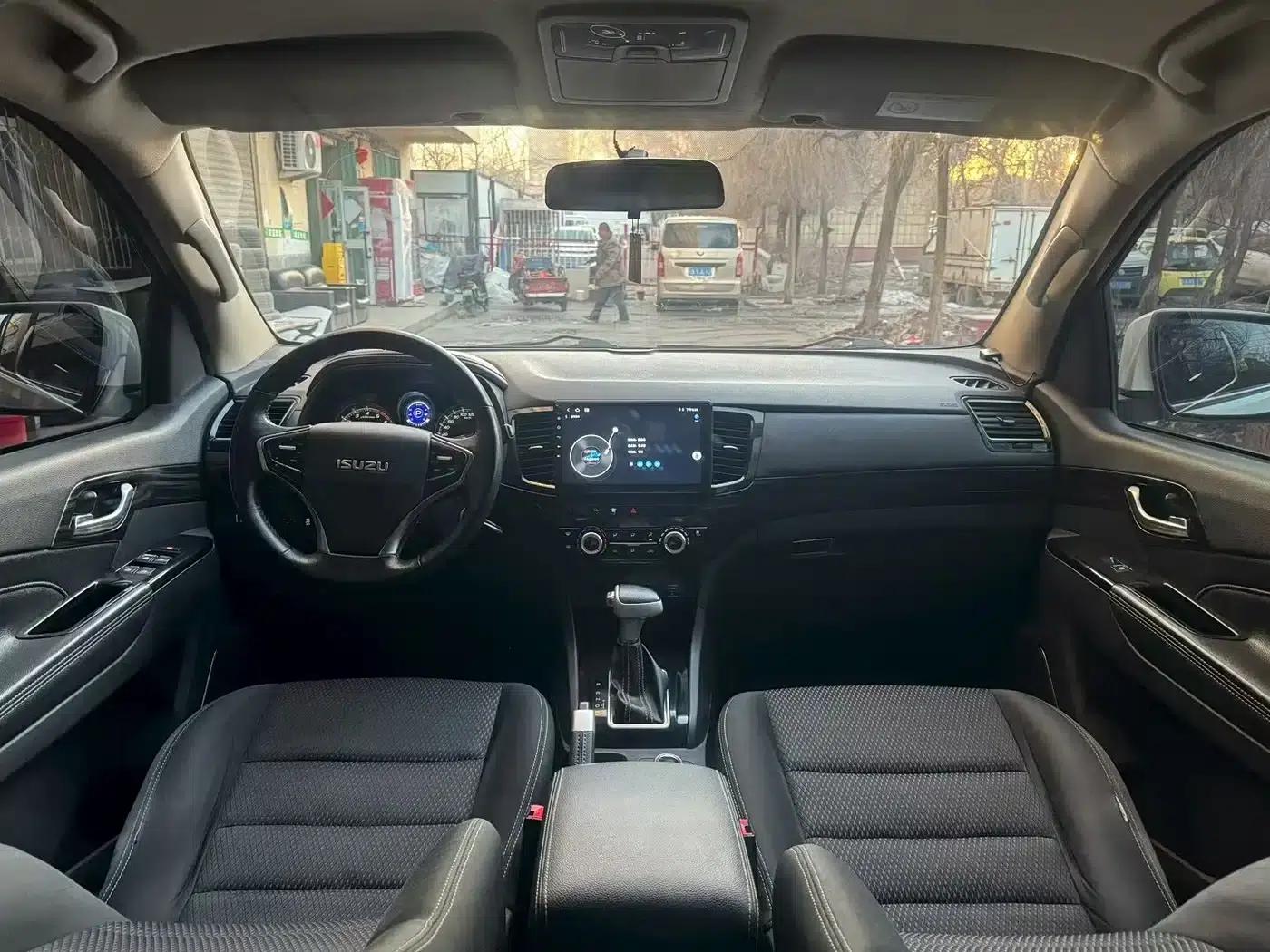 2020 mu-X Ranger 1.9T Diesel Automatic 4WD Enjoy Edition 5-Seater China VI Emission Standard — миниатюра 6