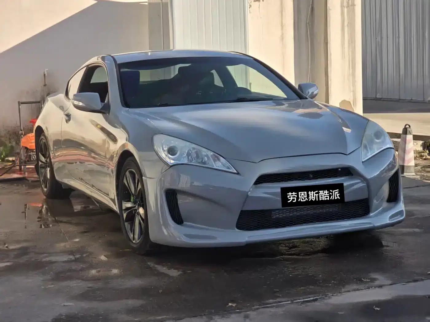 Genesis Coupe 2009 2.0T Manual Sport Edition — миниатюра 2