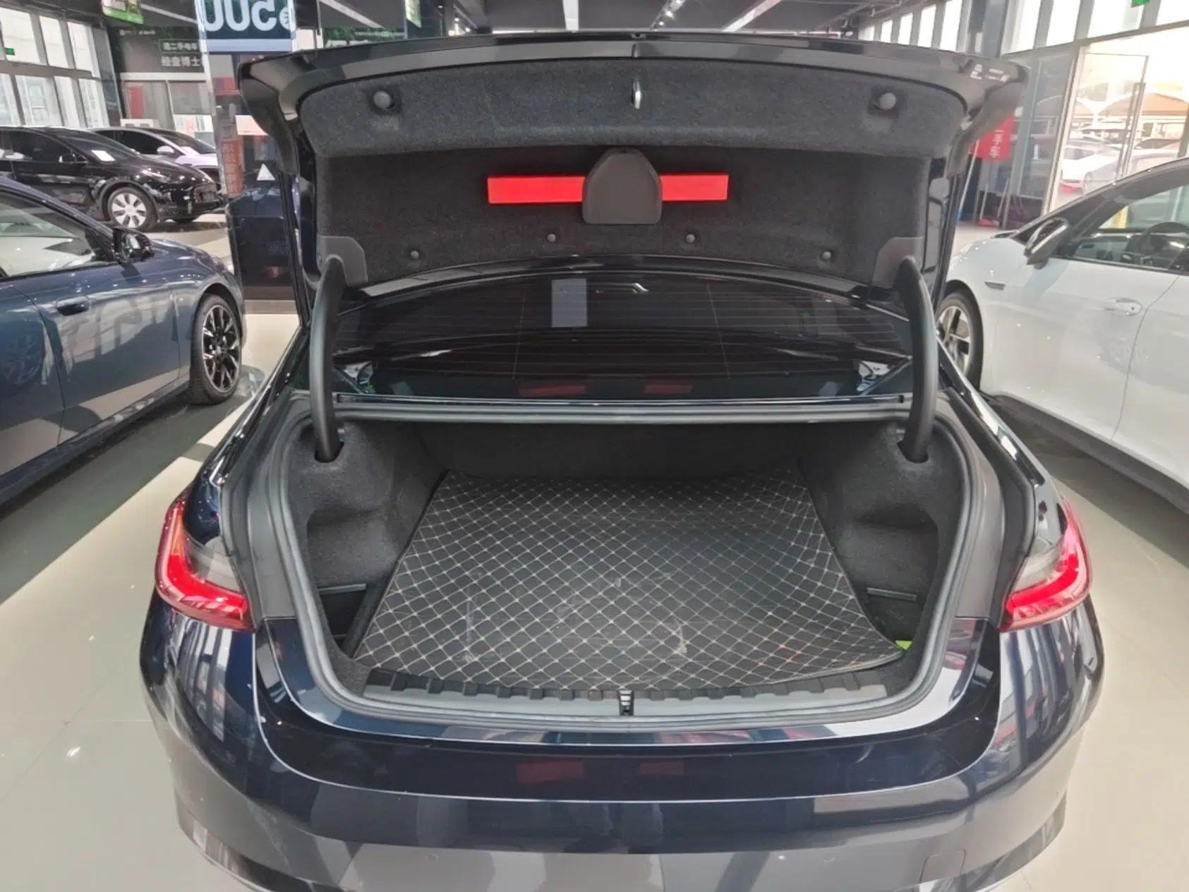 BMW i3 2024 eDrive 35 L — миниатюра 22