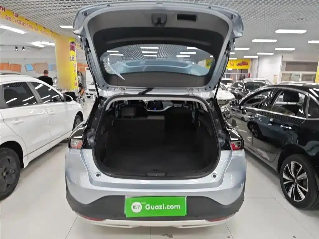 Chevrolet Menlo 2022 Galaxy Edition — миниатюра 19