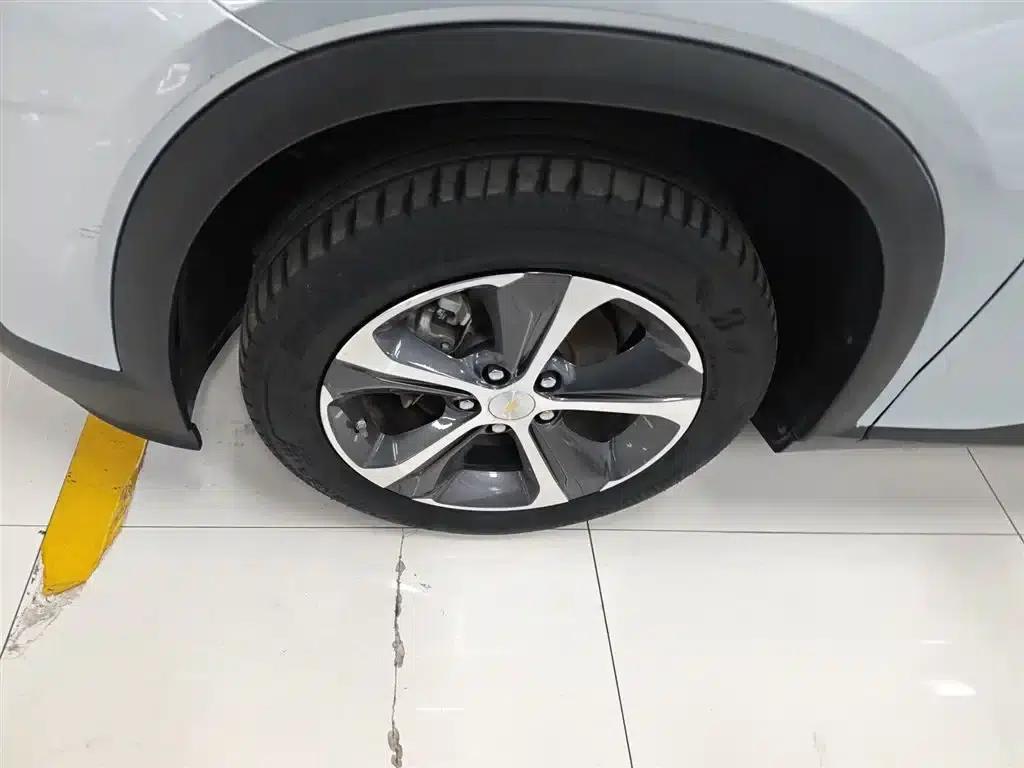 Chevrolet Menlo 2022 Galaxy Edition — миниатюра 23
