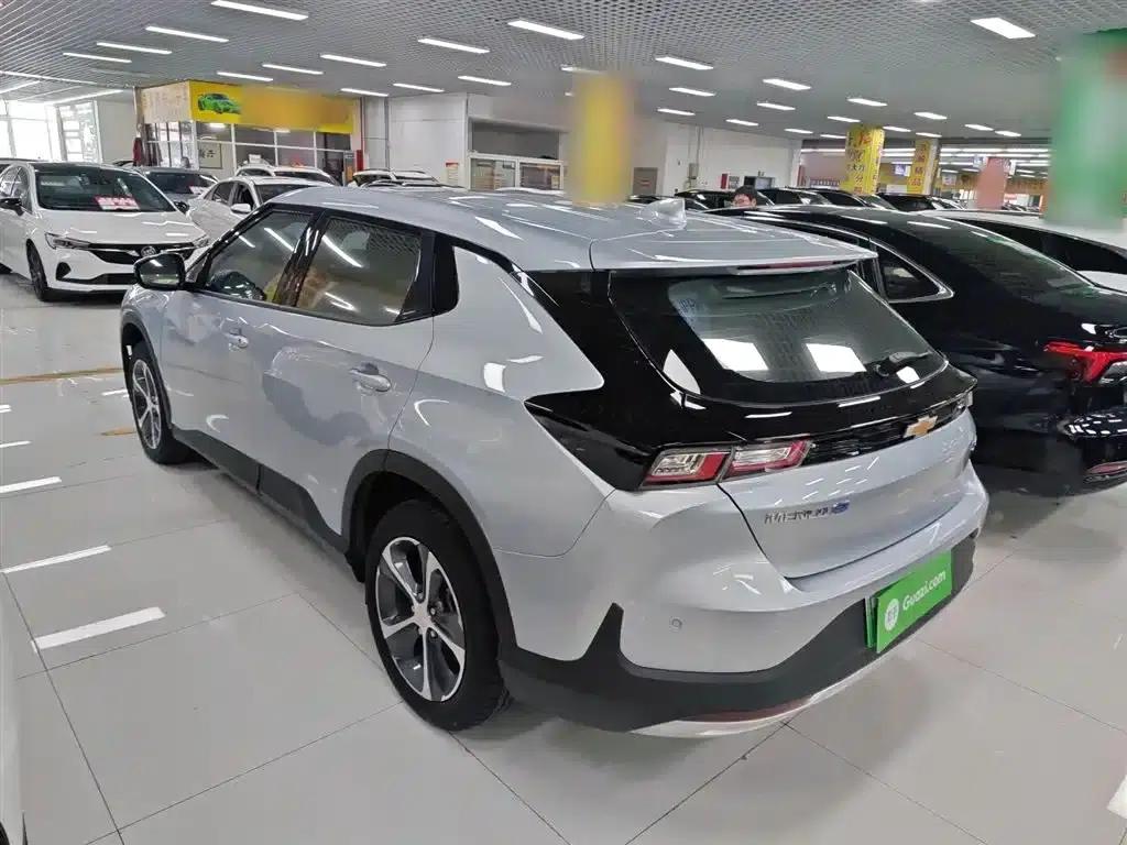 Chevrolet Menlo 2022 Galaxy Edition — миниатюра 5