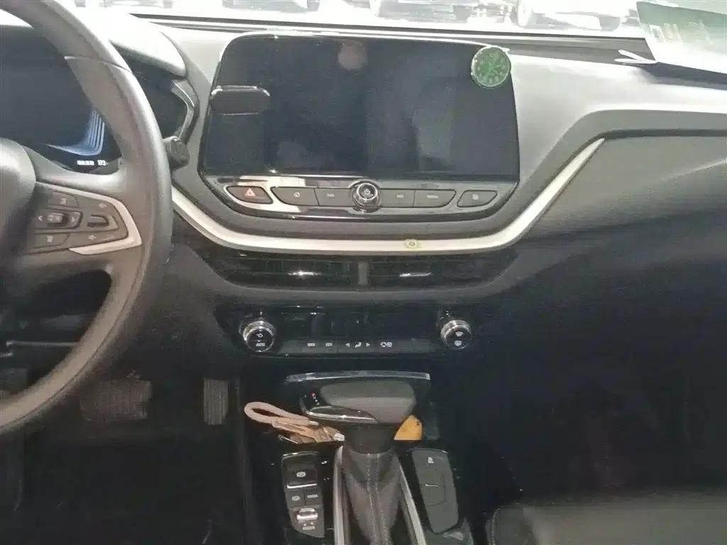 Chevrolet Menlo 2022 Star Plus Edition — миниатюра 13