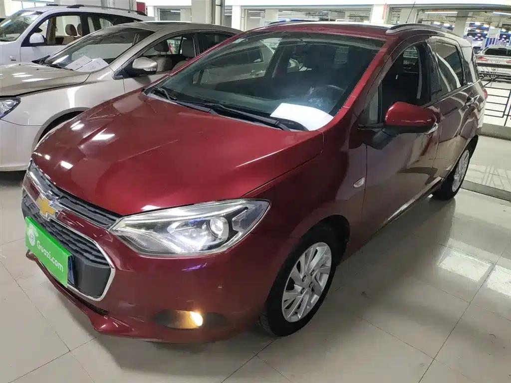 Chevrolet Aveo RV 2016 1.5L Automatic Fun Edition — миниатюра 1