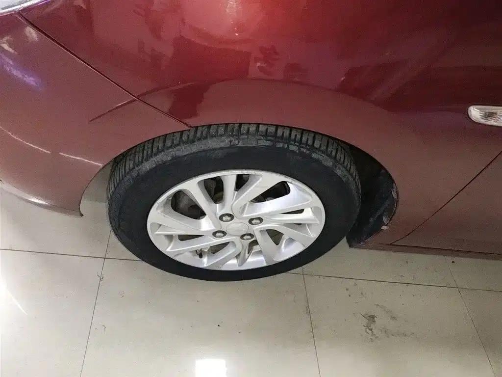 Chevrolet Aveo RV 2016 1.5L Automatic Fun Edition — миниатюра 23