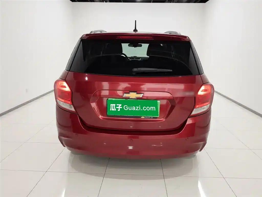 Chevrolet Aveo RV 2016 1.5L Automatic Fun Edition — миниатюра 6