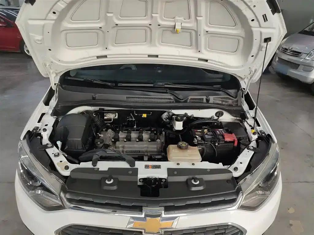 Chevrolet Aveo RV 2016 1.5L Automatic Fun Edition — миниатюра 16