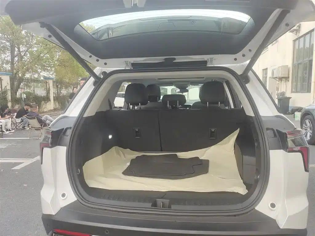 2024 Chevrolet Equinox Plus 102km RS Ultimate Edition — миниатюра 19