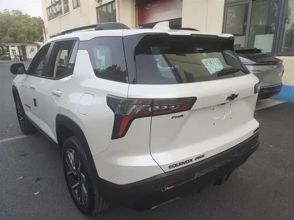 2024 Chevrolet Equinox Plus 102km RS Ultimate Edition — миниатюра 5