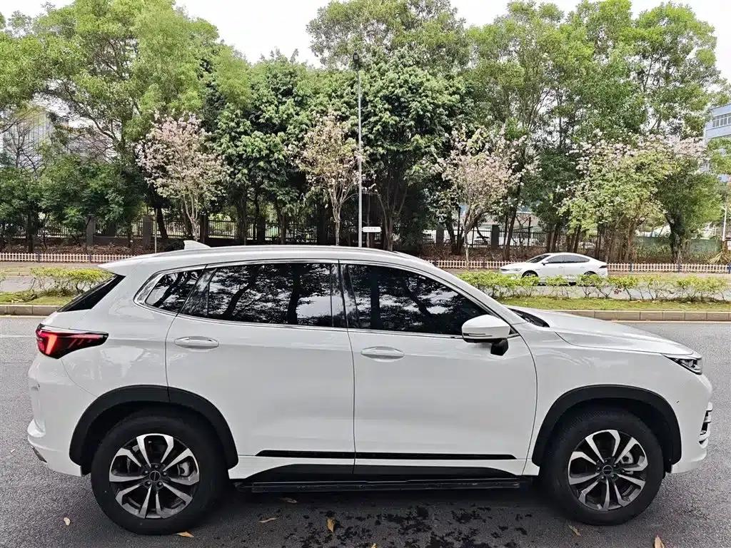 Exeed C-DM 2022 1.5TCI-DHT 105KM Wind Chaser Edition — миниатюра 13