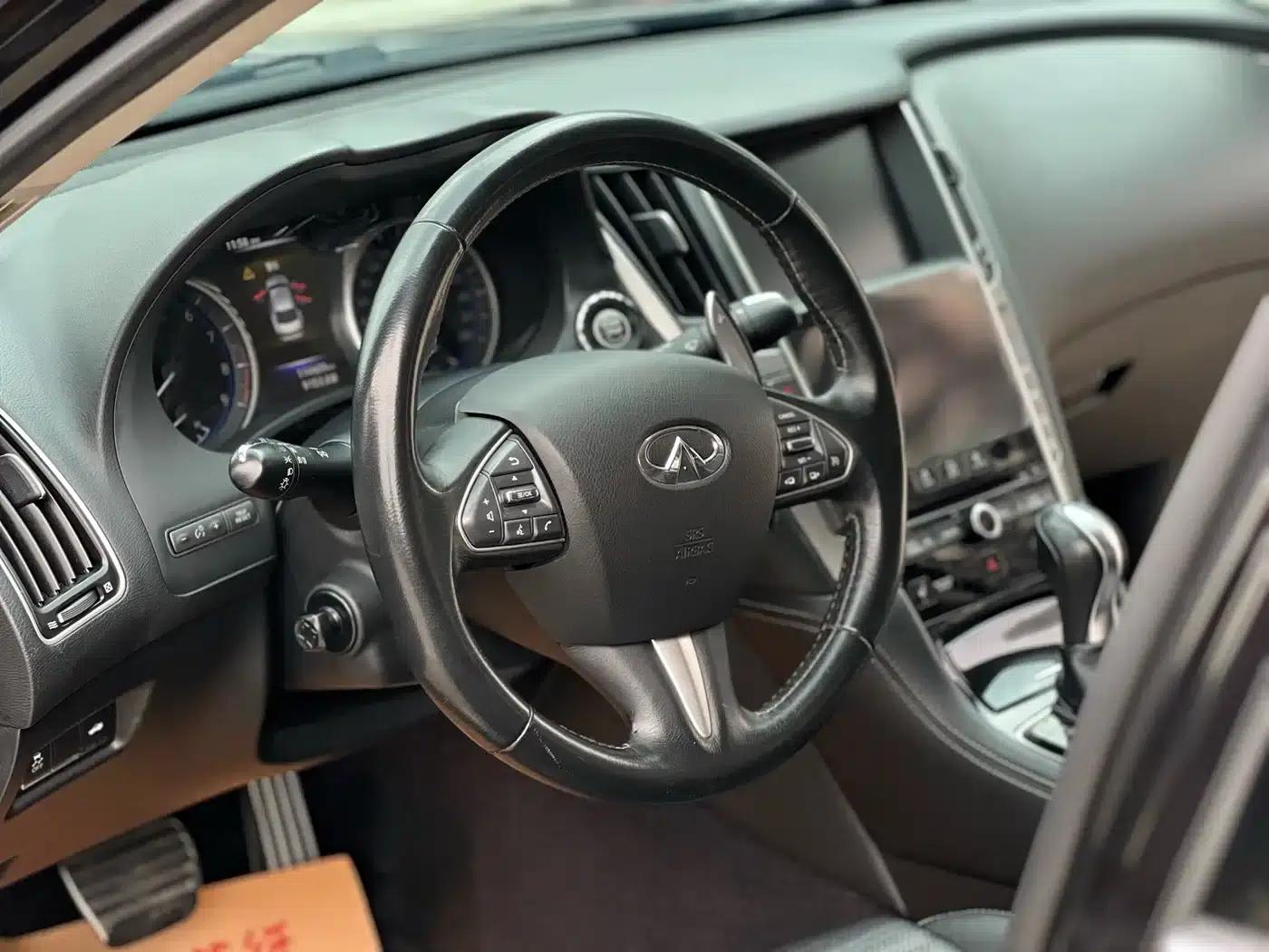 Infiniti Q50 2014 3.7L Luxury Sport Edition — миниатюра 17