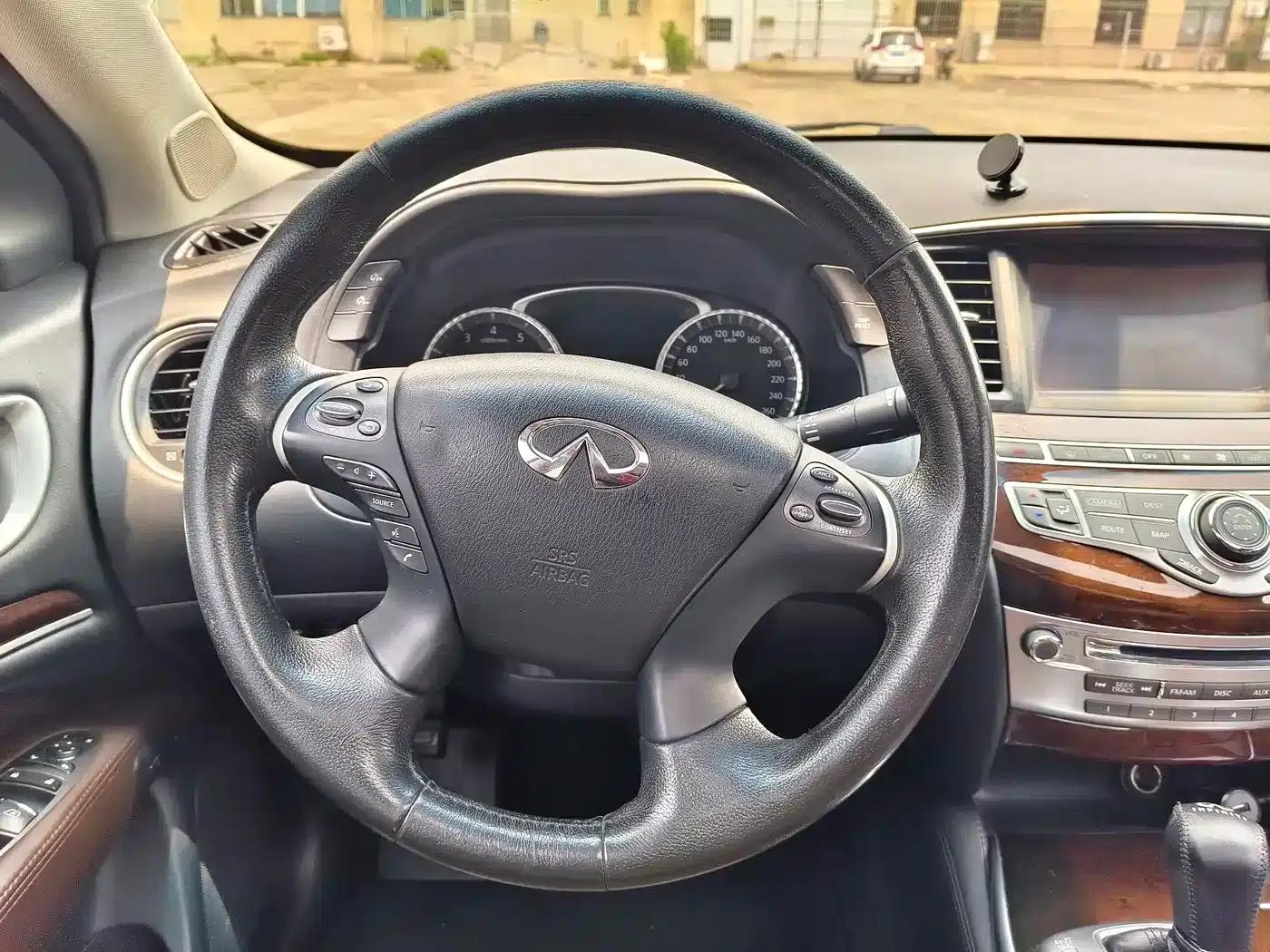 Infiniti JX 2013 JX35 2WD Excellence Edition — миниатюра 17