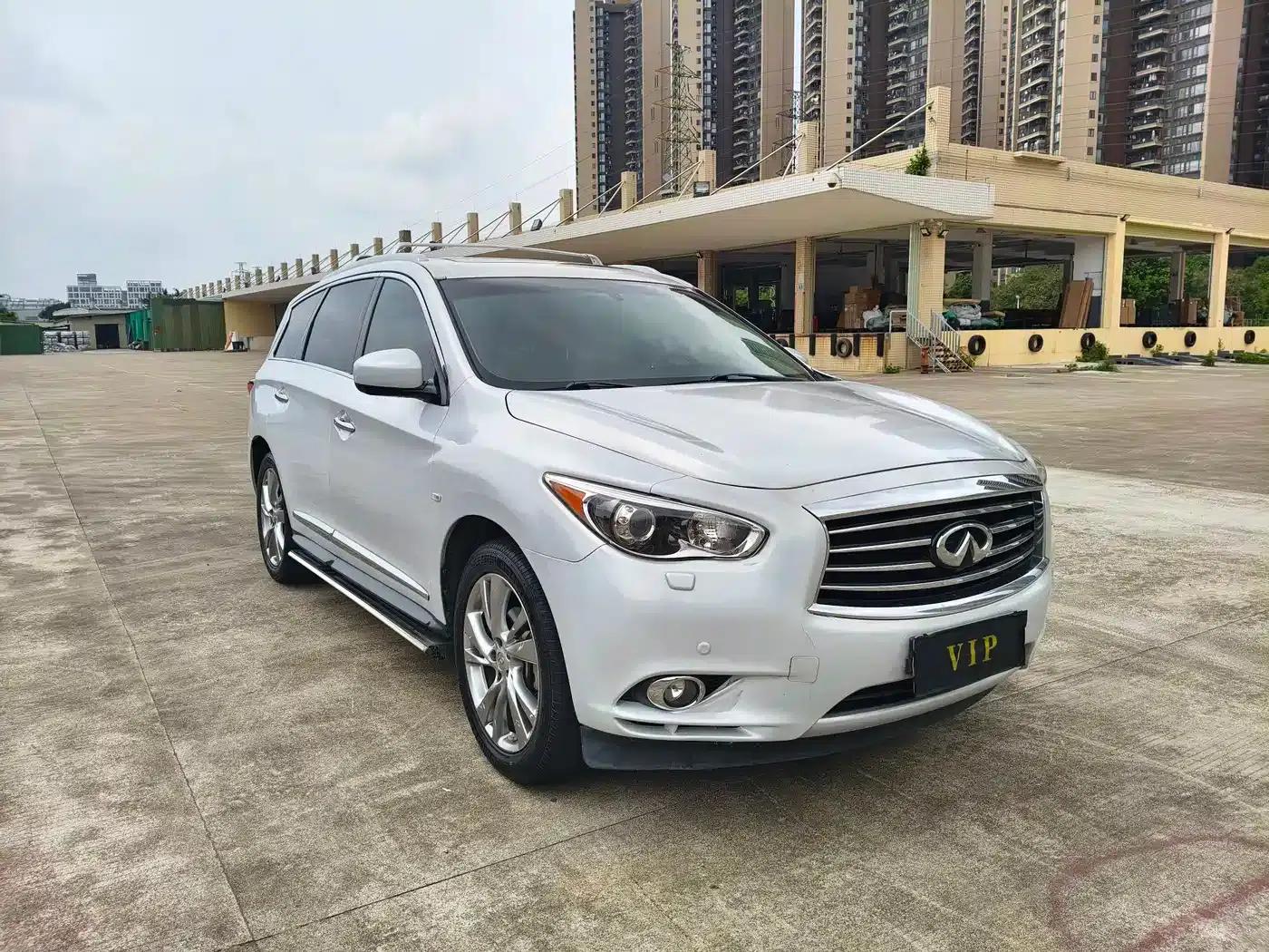 Infiniti JX 2013 JX35 2WD Excellence Edition — миниатюра 3