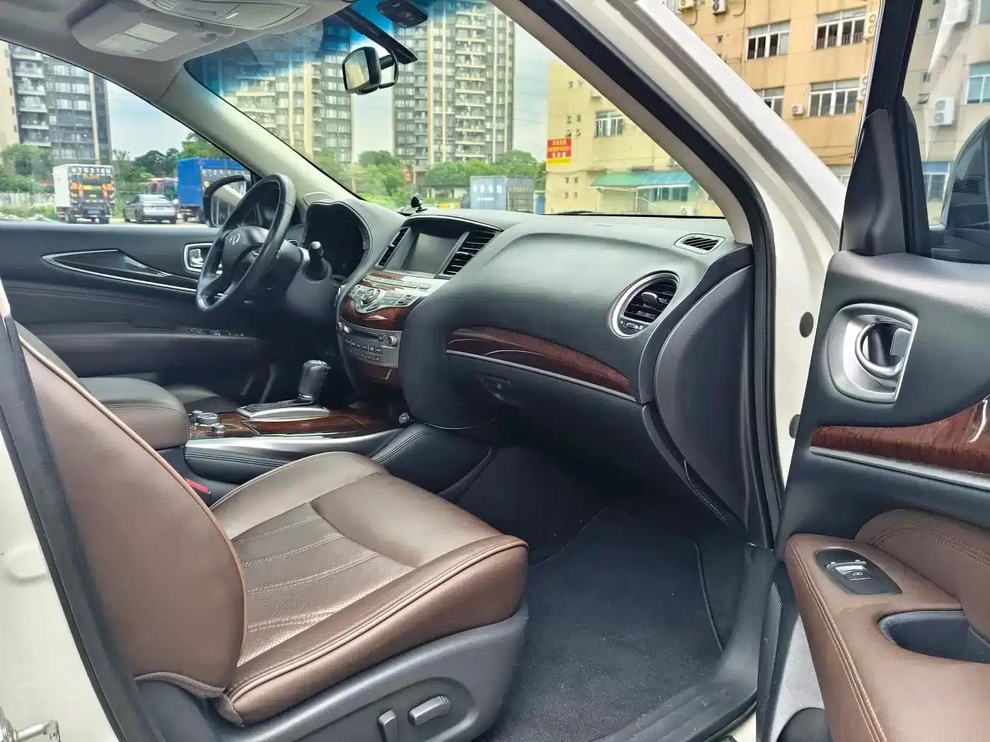 Infiniti JX 2013 JX35 2WD Excellence Edition — миниатюра 9