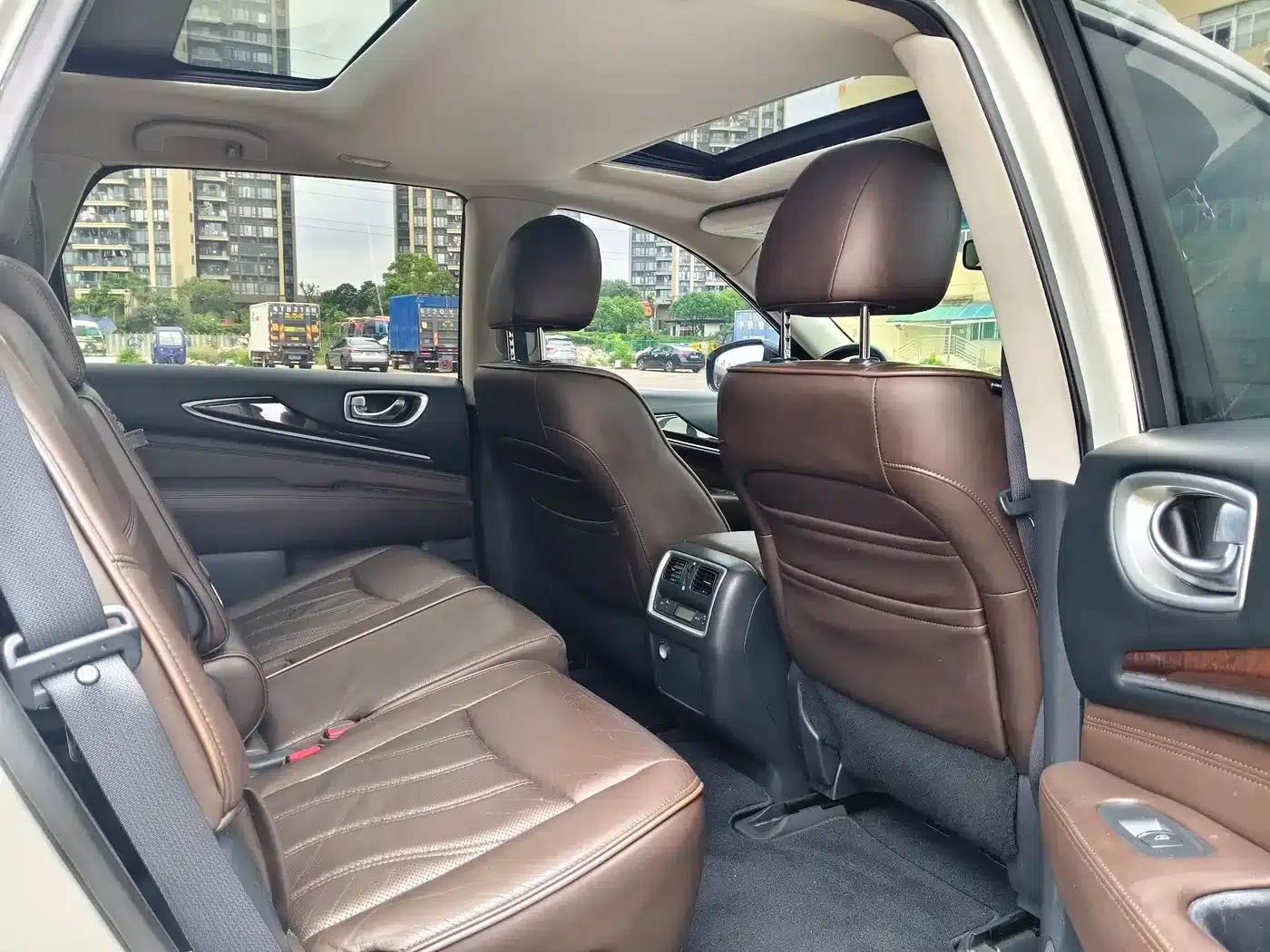 Infiniti JX 2013 JX35 2WD Excellence Edition — миниатюра 10