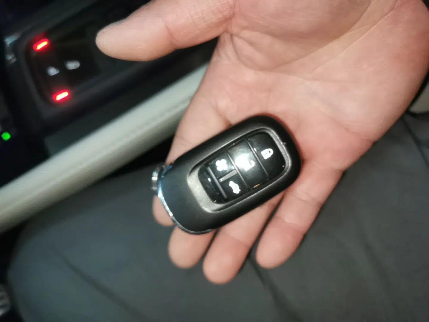 Honda Accord New Energy 2023 2.0L ePHEV Flagship Edition — миниатюра 12