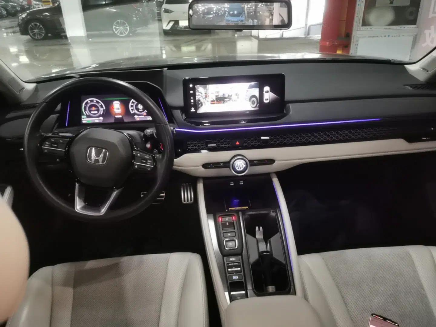 Honda Accord New Energy 2023 2.0L ePHEV Flagship Edition — миниатюра 13